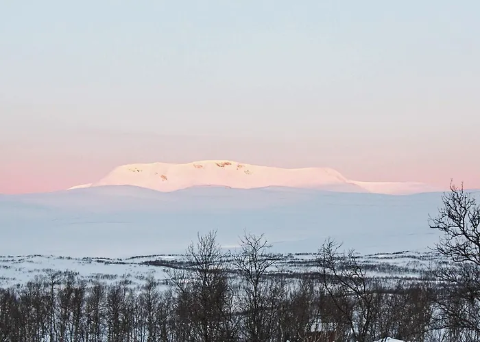 6 Person In Rennebu-by Traum